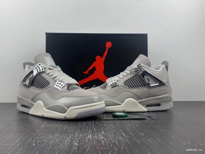 Onekick 4 Frozen Air Moments Jordan AQ9129-001 0614